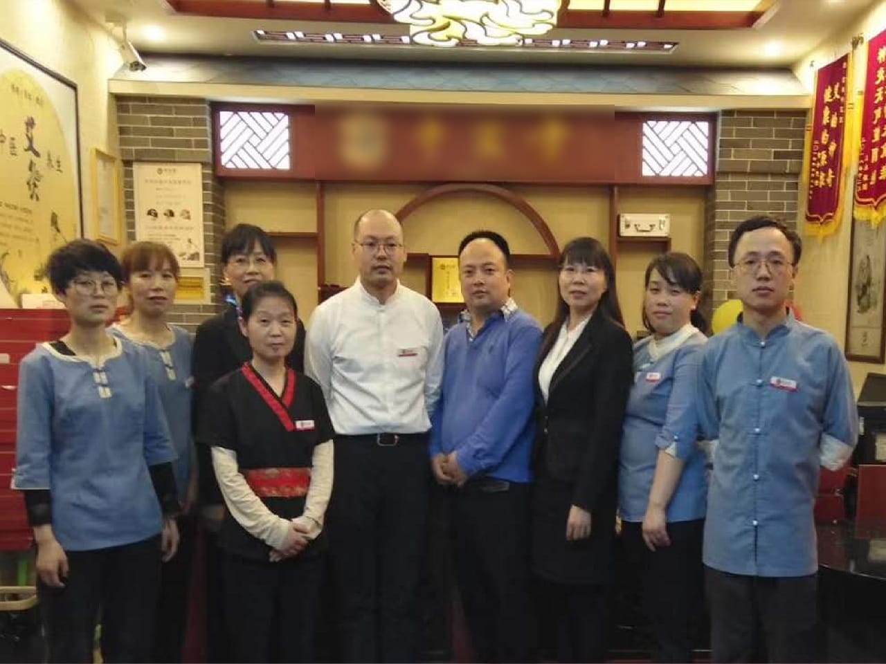 没有丝毫犹豫，我参加了自然均匀的艾灸培训班